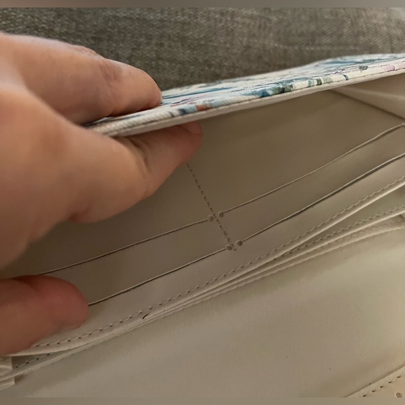 NWT Mundi wallet - Picture 8 of 12